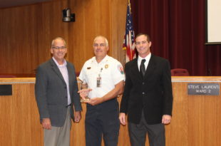 Chief Behlings Receives Fire Sprinklers Save Lives Award
