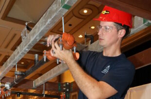 Hanson Takes Home First-Place Gold